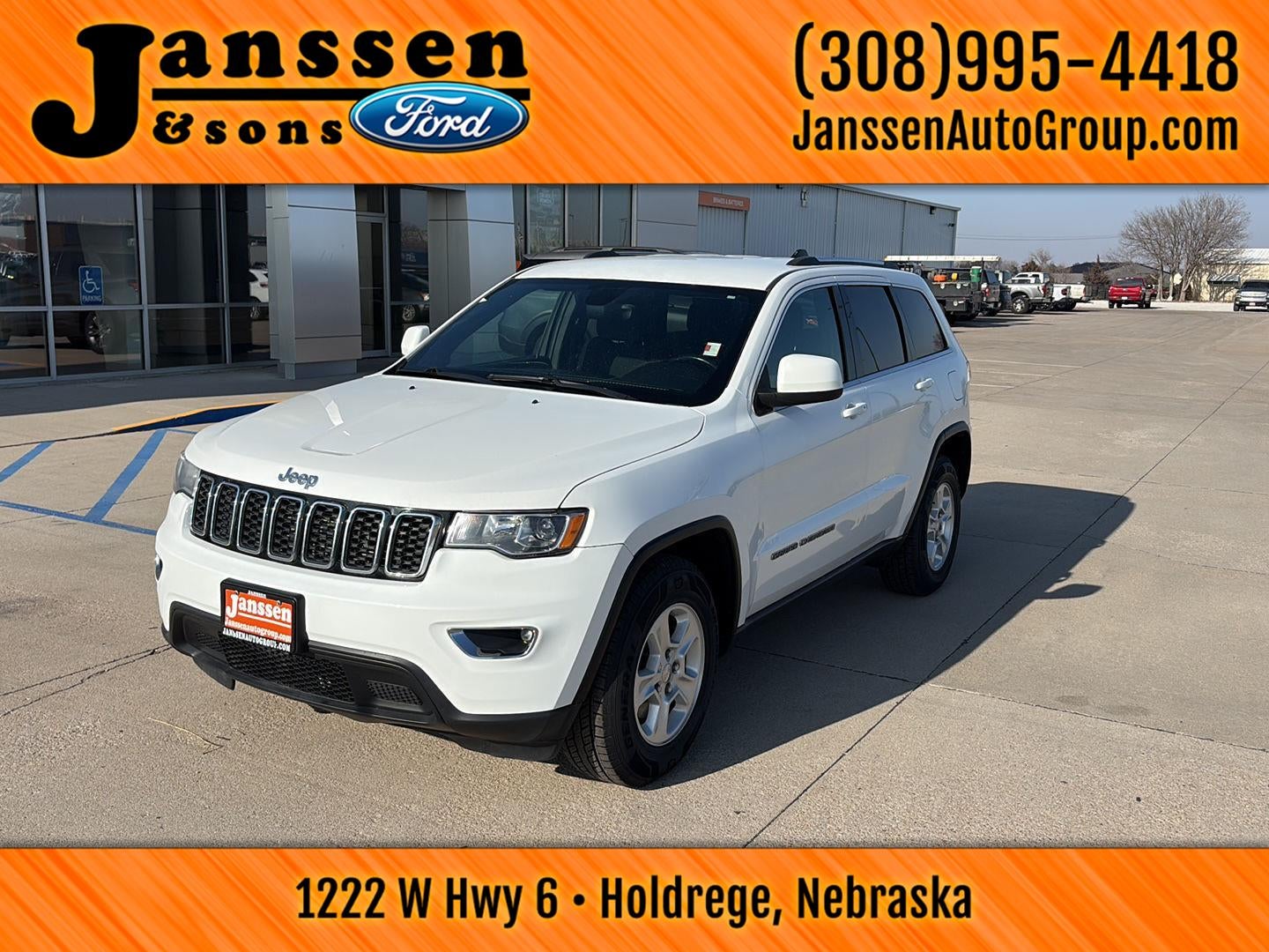 Used 2017 Jeep Grand Cherokee Laredo E with VIN 1C4RJEAGXHC964869 for sale in Holdrege, NE