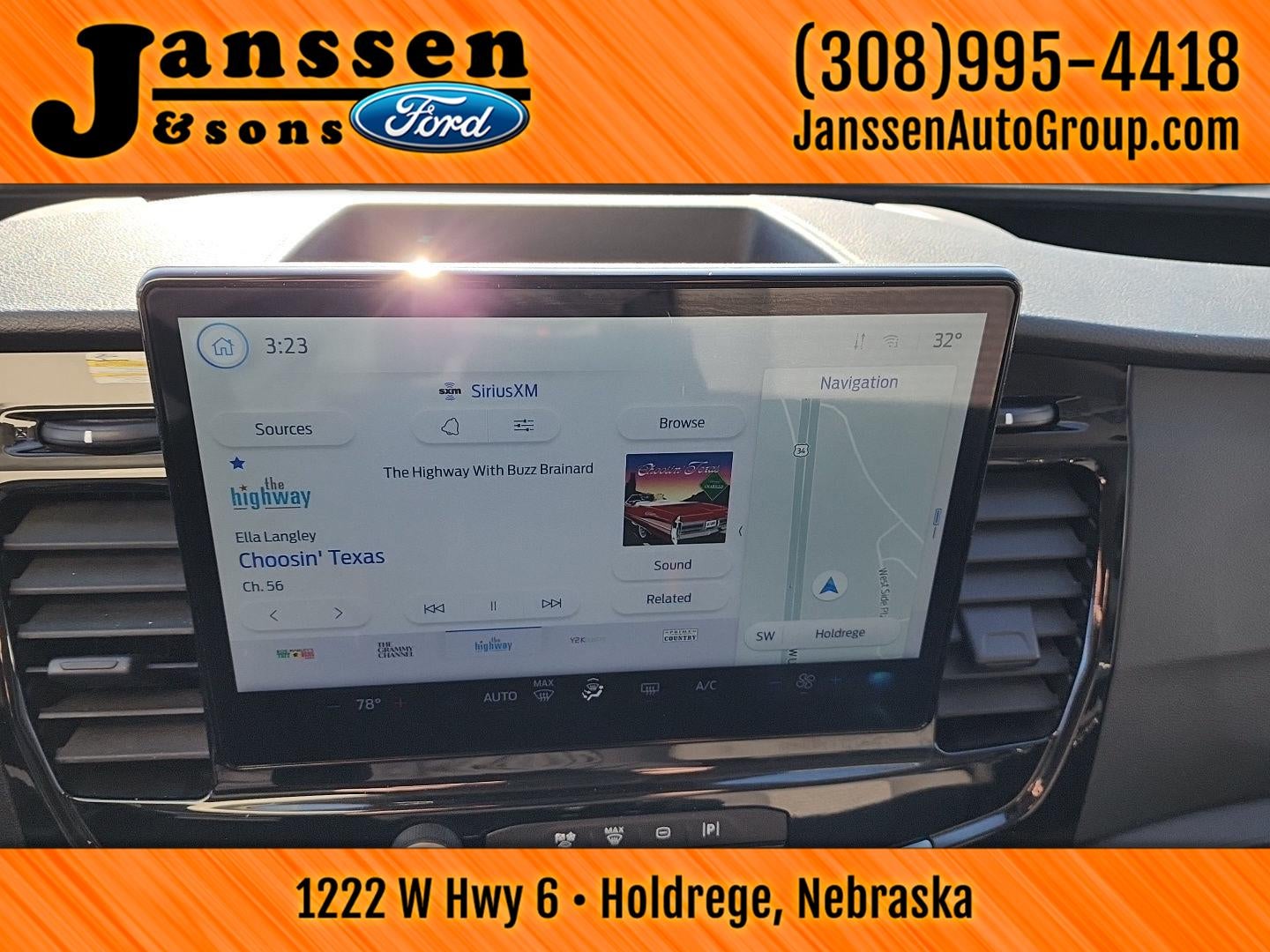 2023 Ford Transit Passenger Wagon XLT