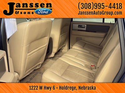 2013 Ford Expedition El BASE