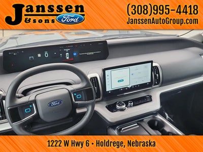 2025 Ford Expedition Active
