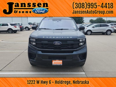 2025 Ford Expedition Active