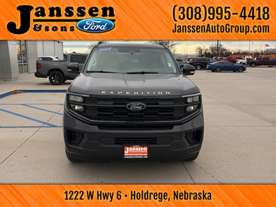 2025 Ford Expedition Active