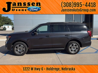 2025 Ford Expedition Active
