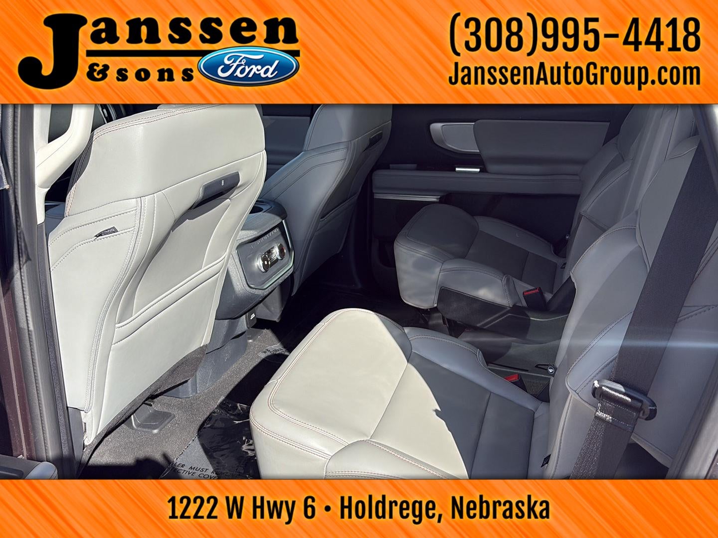 2025 Ford Expedition Active
