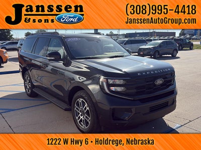 2025 Ford Expedition Active