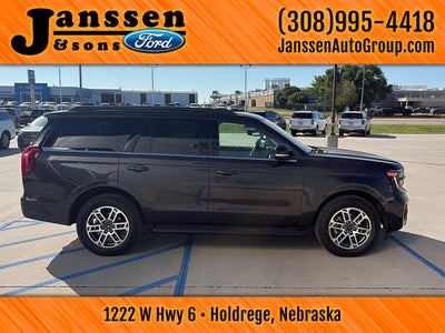 2025 Ford Expedition Active