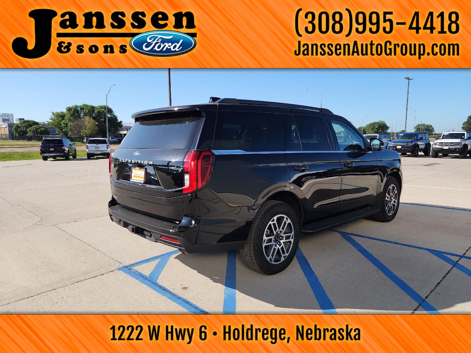 2025 Ford EXPEDITION Active