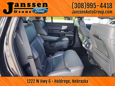 2025 Ford EXPEDITION Active