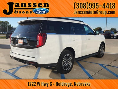 2025 Ford Expedition Active