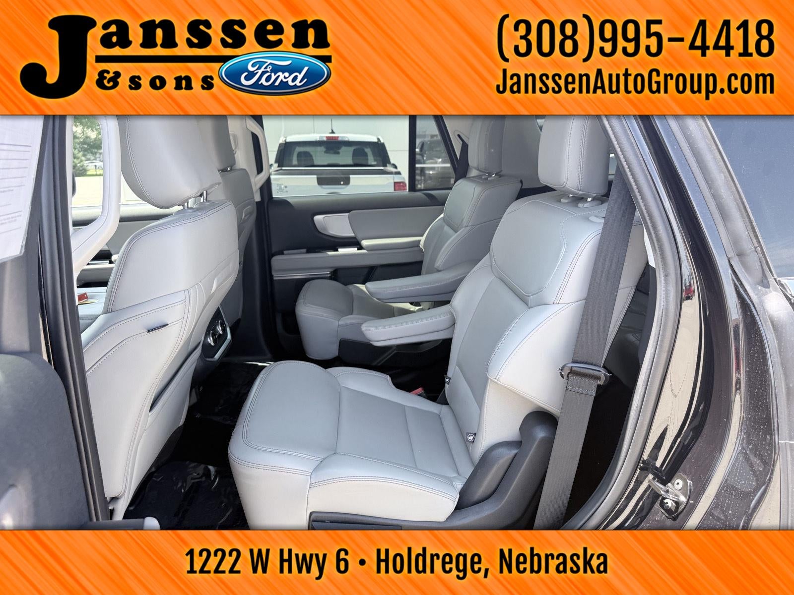 2025 Ford Expedition Active