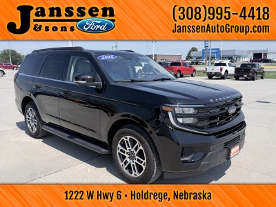 2025 Ford Expedition Active
