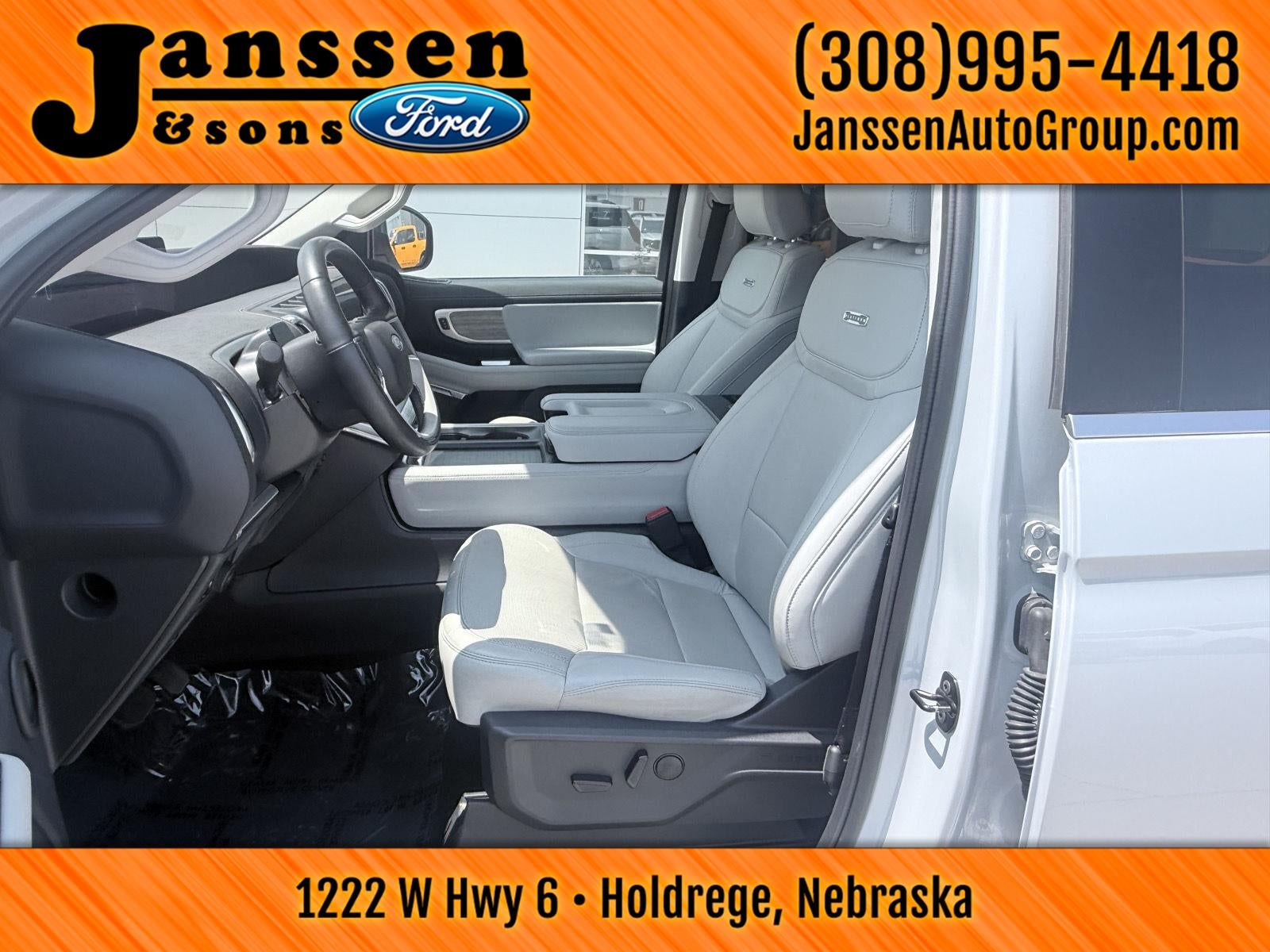 2025 Ford Expedition Platinum