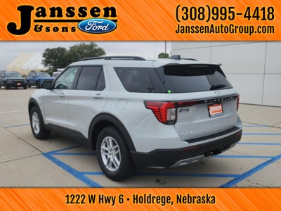 2027 Ford Explorer Active w/200A Pkg