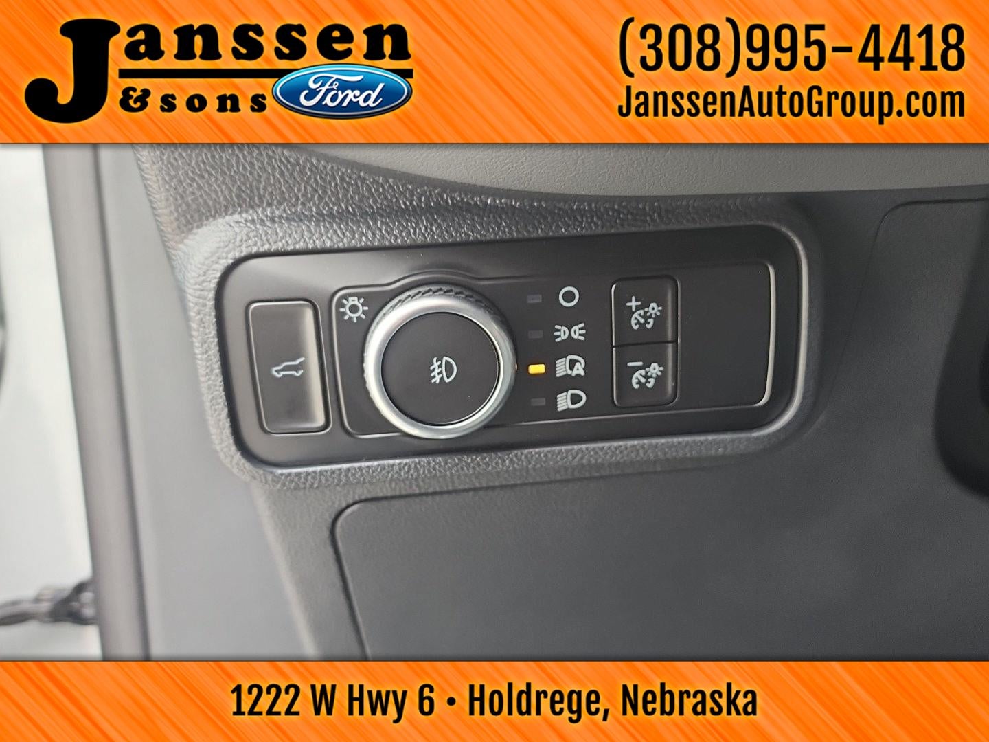 2027 Ford Explorer Active w/200A Pkg