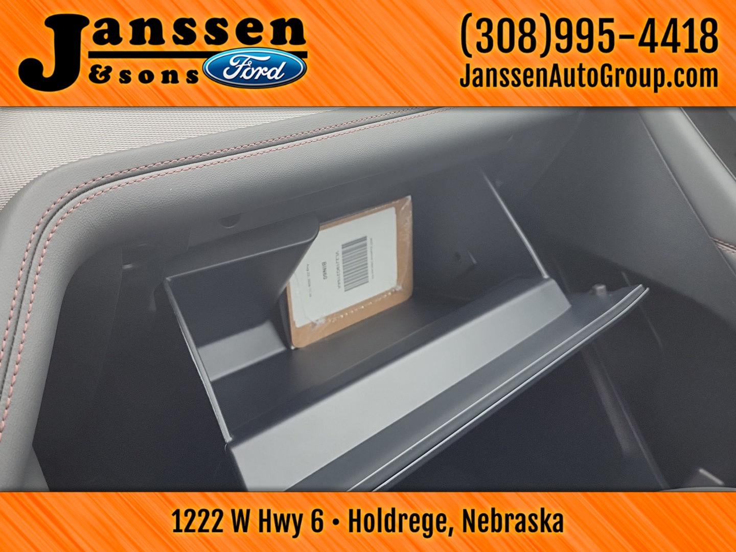 2027 Ford Explorer Active w/200A Pkg