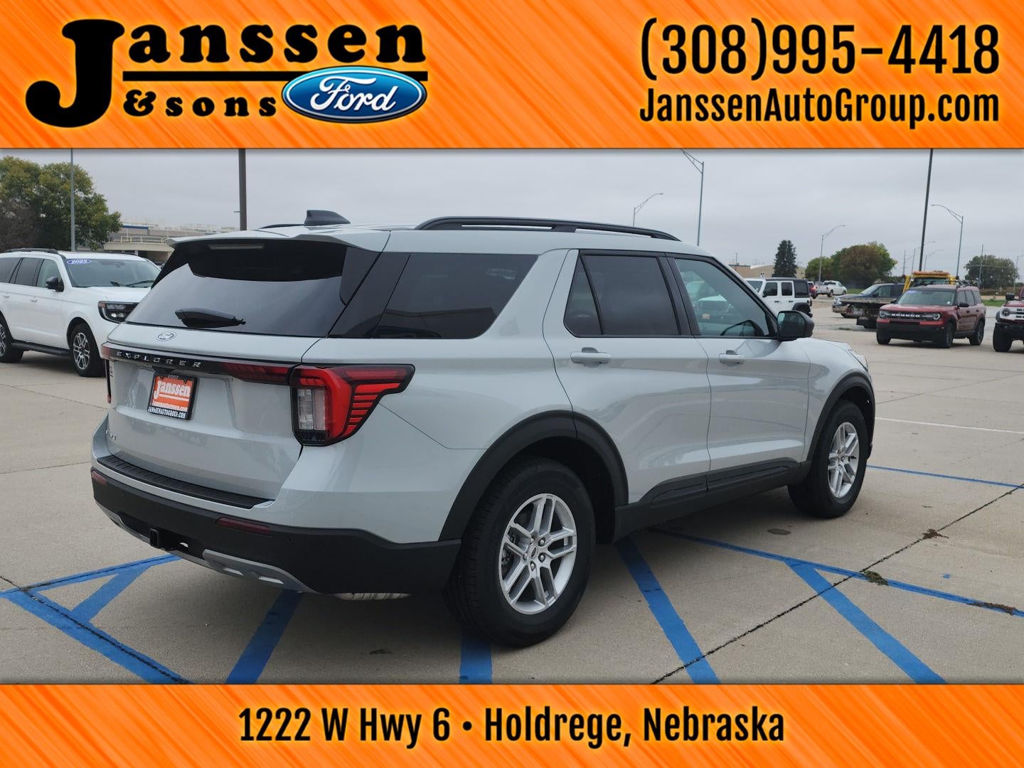 2027 Ford Explorer Active w/200A Pkg