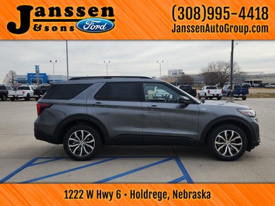 2026 Ford Explorer ST-Line