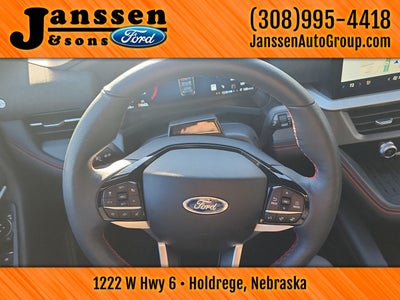 2025 Ford Explorer ST-Line