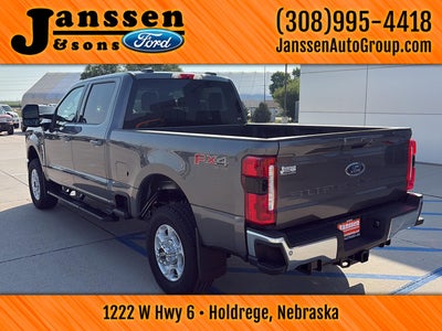 2026 Ford Super Duty F-350 SRW XLT