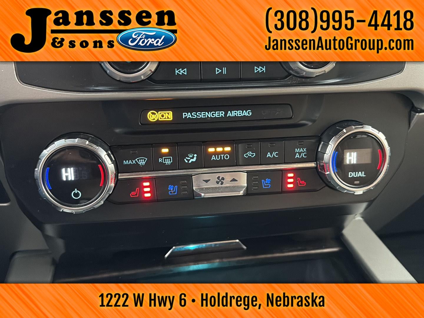 2022 Ford Super Duty F-350 SRW LARIAT