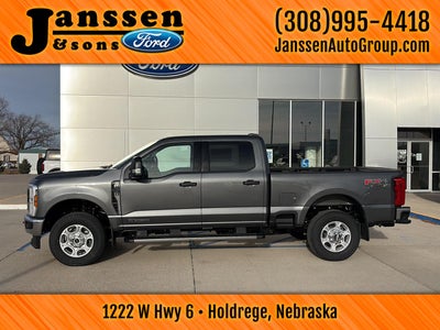 2026 Ford Super Duty F-350 SRW XLT