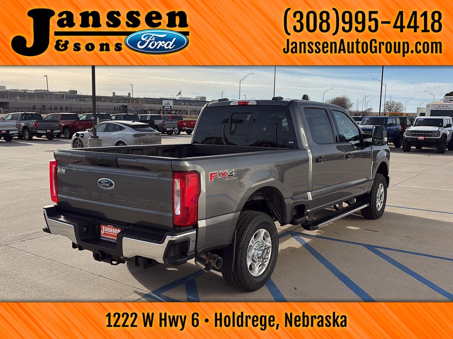 2026 Ford Super Duty F-350 SRW XLT