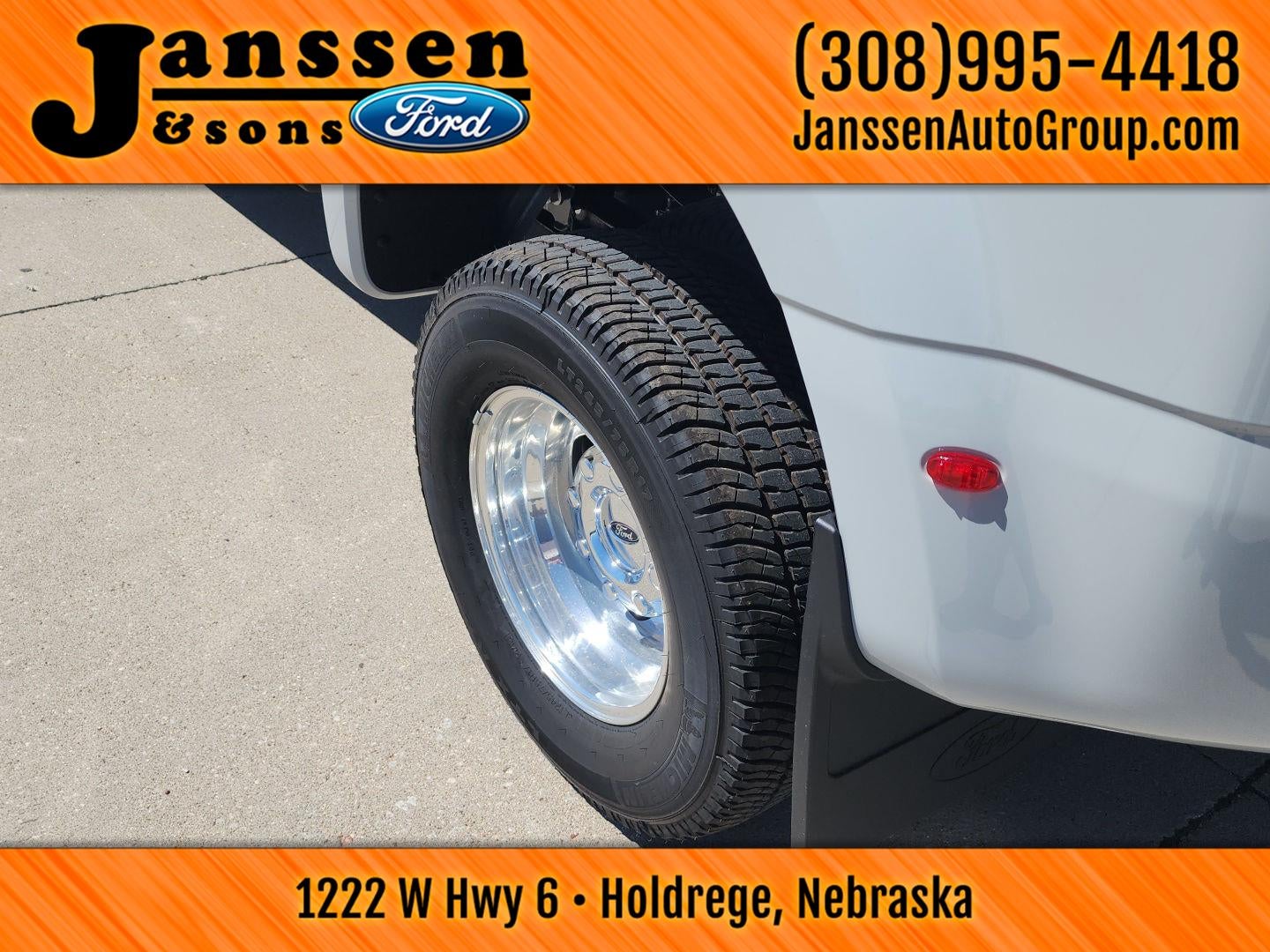 2026 Ford Super Duty F-350 Drw LARIAT