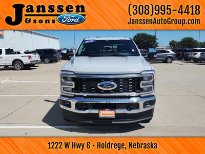 2026 Ford Super Duty F-350 Drw LARIAT