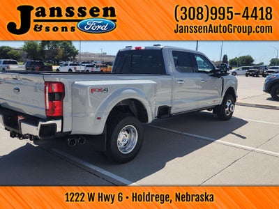 2026 Ford Super Duty F-350 Drw LARIAT