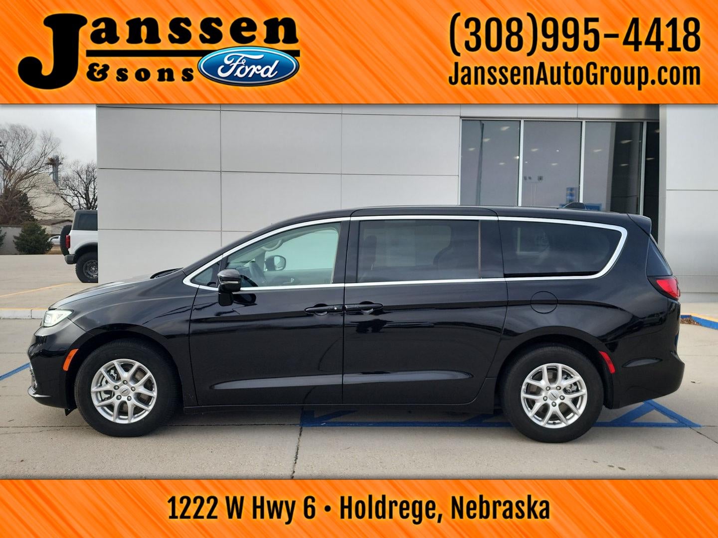 2024 Chrysler Pacifica Touring L