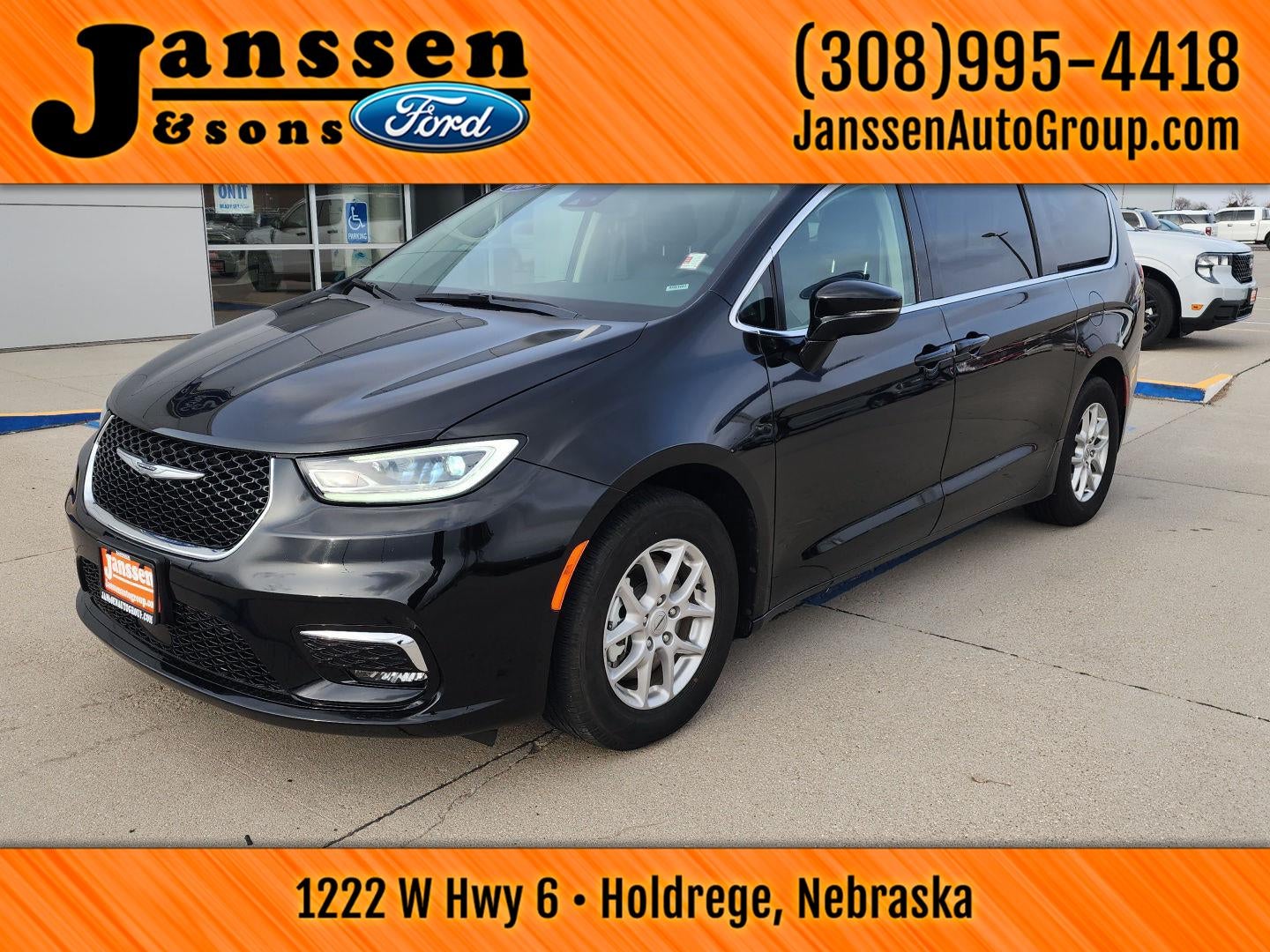 2024 Chrysler Pacifica Touring L