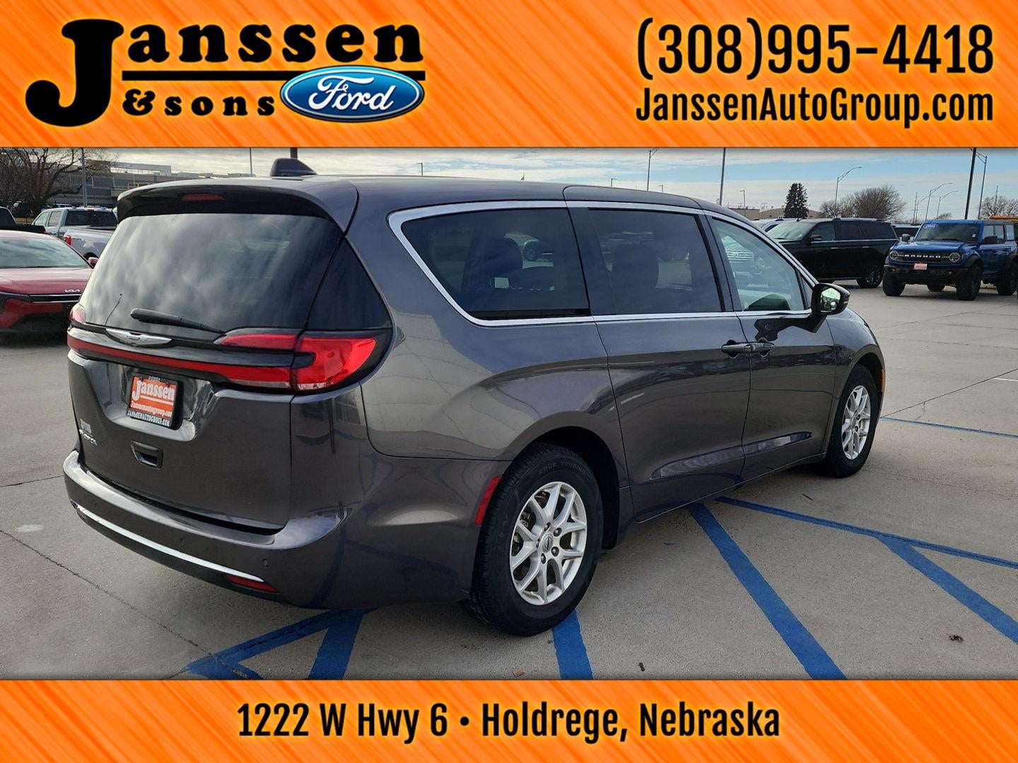 2023 Chrysler Pacifica Touring L