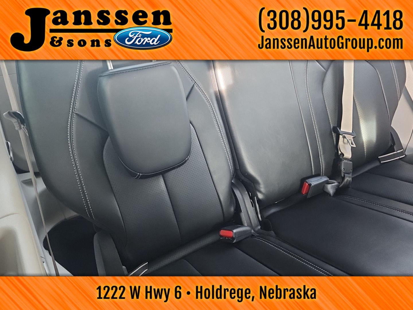 2024 Chrysler Pacifica Hybrid Select