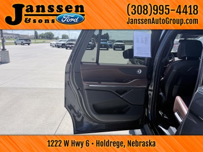2025 Lincoln Navigator L Reserve