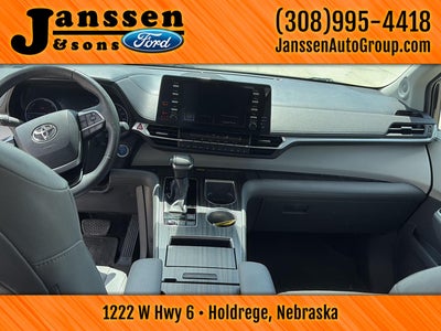 2021 Toyota Sienna Limited