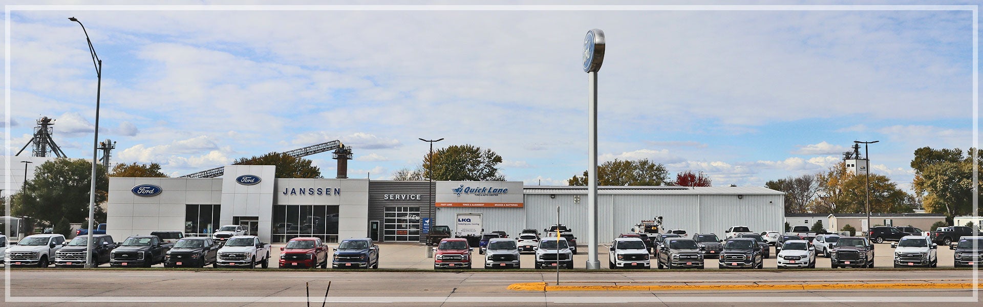 New and Used Car Ford Dealership, Holdrege,NE